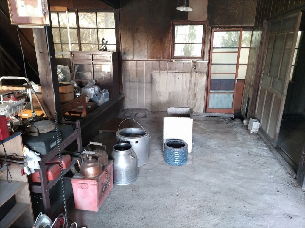One-Room House for Sale in Fukushima City with 678m² Land - Thumbnail 4