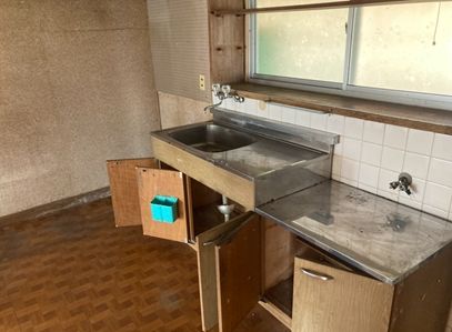 3DK Detached House with Garden in Mihara, Hiroshima - Thumbnail 4