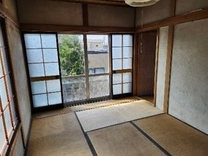 6DK Akiya Bank House for Sale in Goshogawara, Aomori - Thumbnail 2