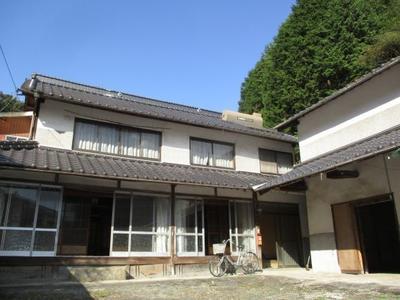 1920 Traditional Folk House on 535sqm Land in Kasaoka, Okayama — Image 1, Kasaoka, Okayama