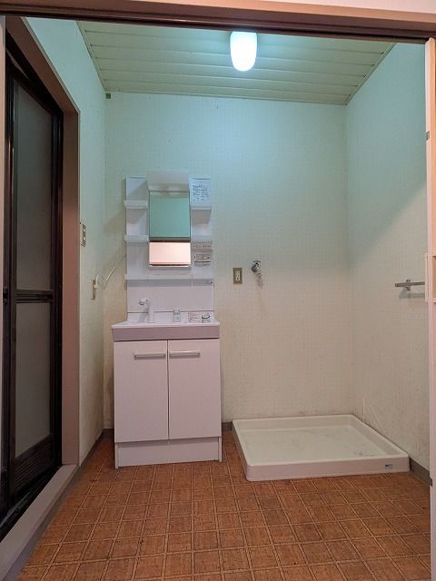 Ground Floor Condo for Sale in Asago City, Hyogo - 5M Yen - Thumbnail 3