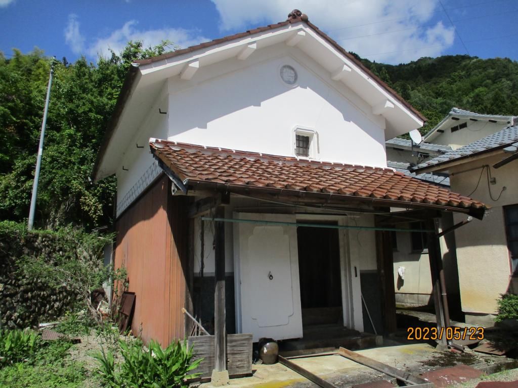 Spacious 11DK House on 1212 sqm Land in Sayo, Hyogo - Thumbnail 3