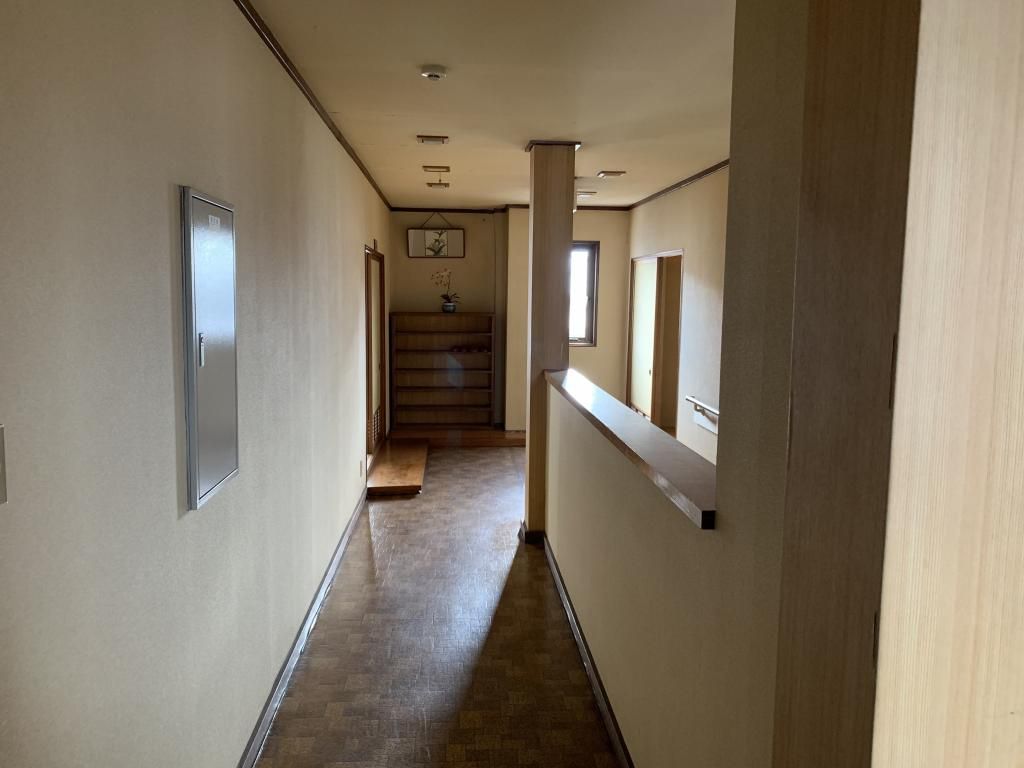3-Story Shop with 5DK Residence for Sale in Tateyama, Toyama - Thumbnail 2