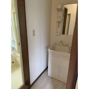 5LDK House for Rent in Kuriyama, Hokkaido - 60,000 Yen - Thumbnail 3