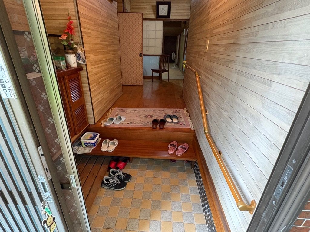 4DK House for Sale in Izumi City, Kagoshima - 111 sqm - Thumbnail 3