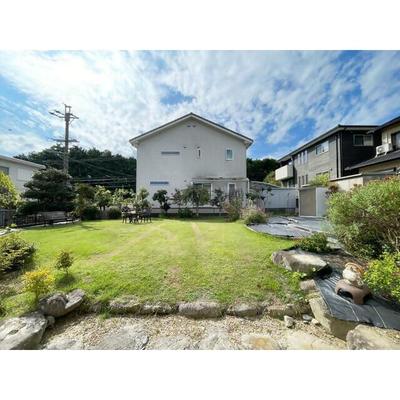 Spacious 4LDK House with Double Plot in Midorigaoka Nishi, Nabari — Image 1, Nabari, Mie