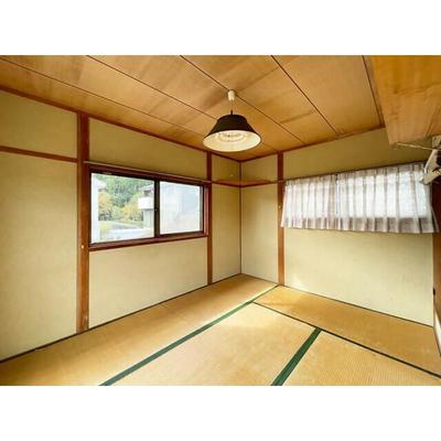 Spacious 4LDK House with Double Plot in Midorigaoka Nishi, Nabari — Image 2, Nabari, Mie