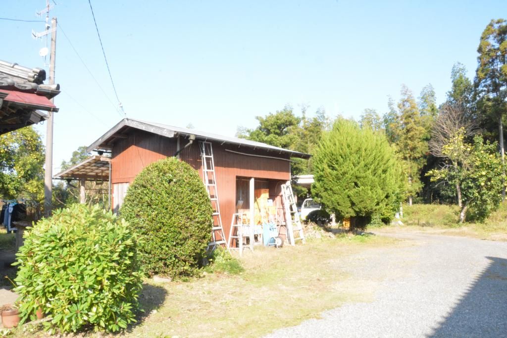 8LDK House on 1680 sqm Land in Izumi City, Kagoshima - Thumbnail 3