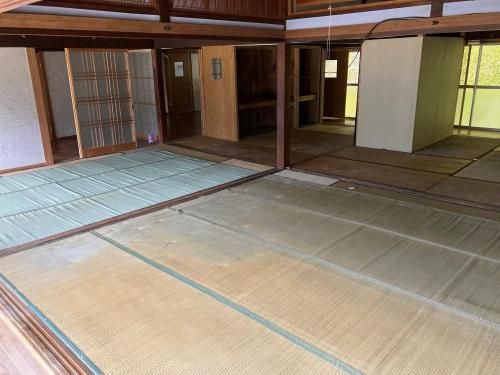 6LDK Traditional House for Sale in Hagi with Warehouse and Land - Thumbnail 3