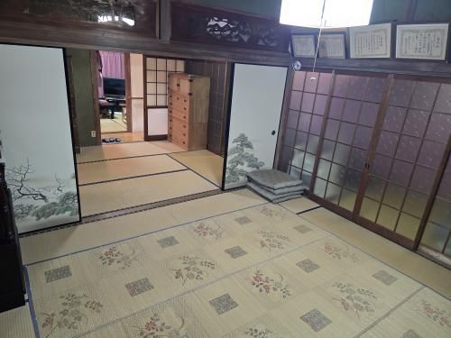 Traditional 4LK House for Rent on Himeshima Island, Oita - Main Image