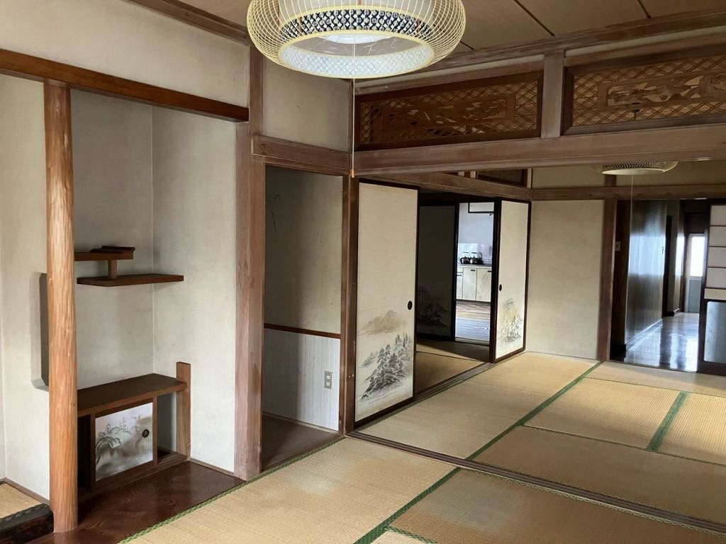 7DK Traditional House for Sale in Goshogawara, Aomori - Thumbnail 3