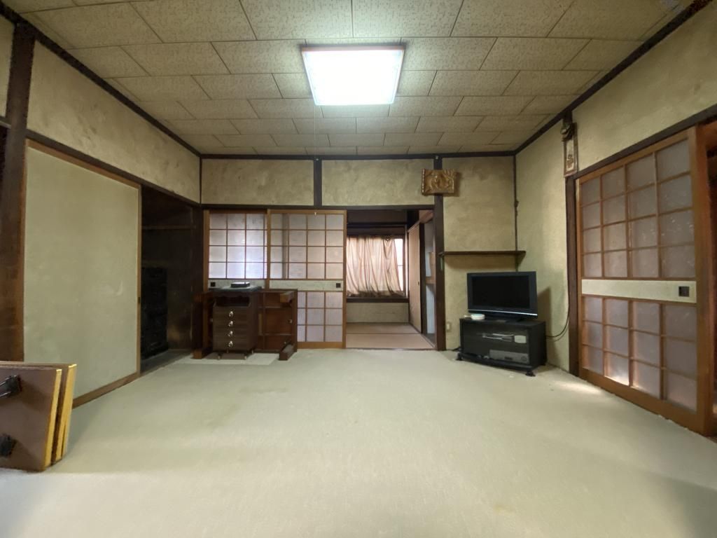 Akiya with Farmland for Sale in Hofu, Yamaguchi - 3DK House - Thumbnail 4