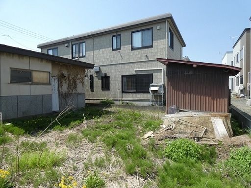 Hirosaki Vacant House for Sale with Land, South-Facing, Subsidy - Thumbnail 2