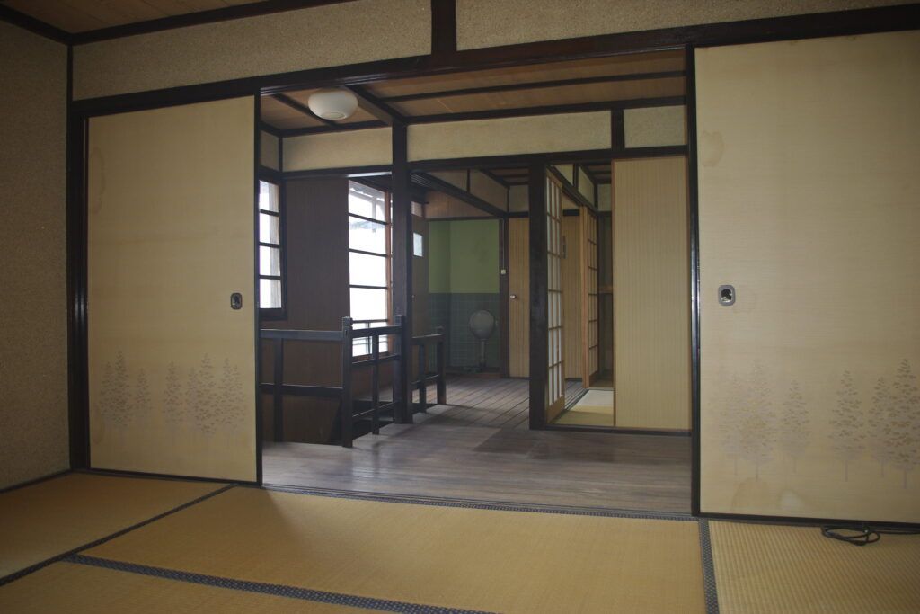 Shop & Residence for Sale in Asago City's Historic Ikuno District - Thumbnail 4