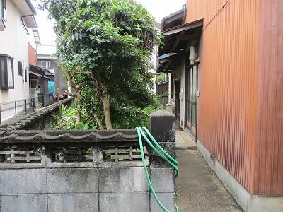 2-Story 6DK House for Sale in Quiet Yawatahama Neighborhood - Thumbnail 3
