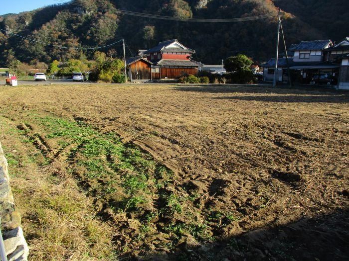 Traditional 1945 Kominka with Farmland in Wake Town, Okayama - Image 1