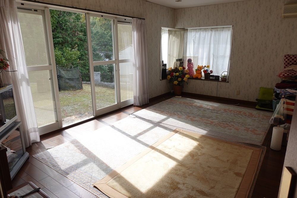 9LDK RC House on 1156sqm Corner Lot in Tsu, Mie - Thumbnail 3