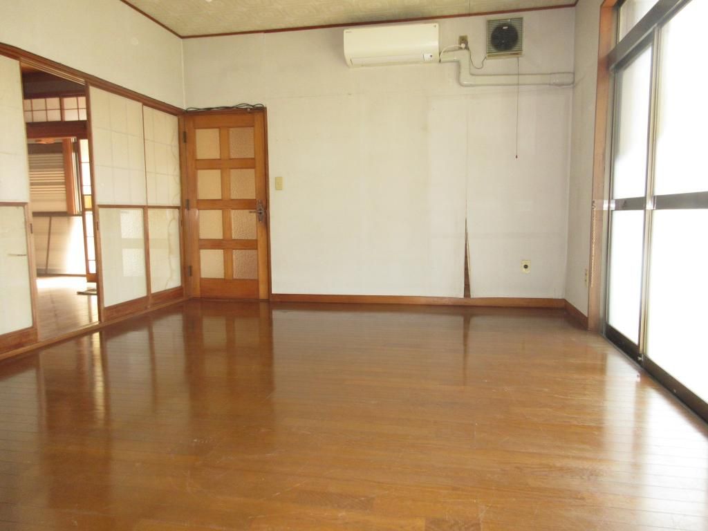 4LDK Detached House for Sale in Kasama, Ibaraki - Thumbnail 3