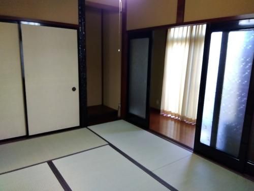 Spacious 144m² Detached House for Sale in Oyabe, Toyama - Thumbnail 2