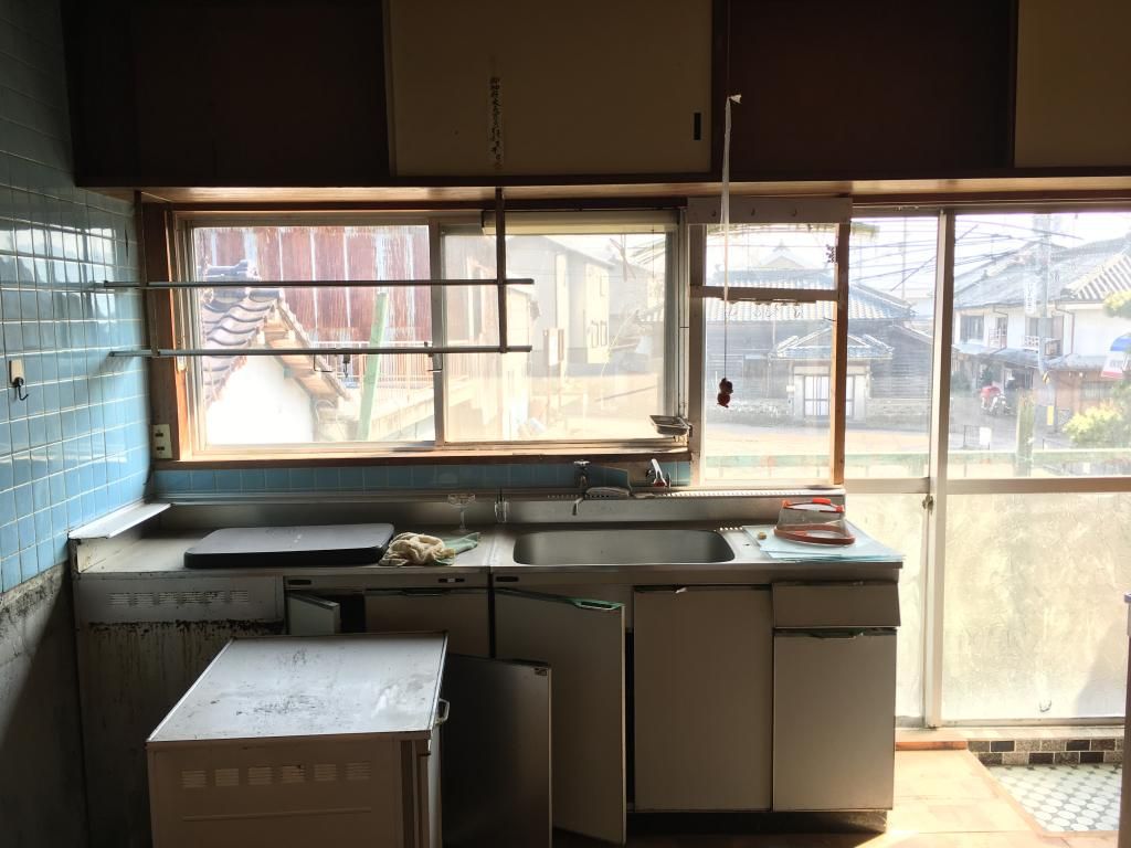 6DK Two-Story Steel Frame House with Warehouse in Mima City - Thumbnail 4