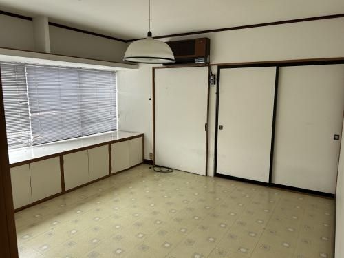 Former Riverside Shop for Sale in Sanjo, Niigata - Spacious 6DK Property - Thumbnail 3