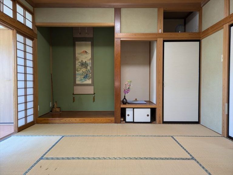 7DK Detached House for Sale in Joetsu City, Niigata - Thumbnail 3