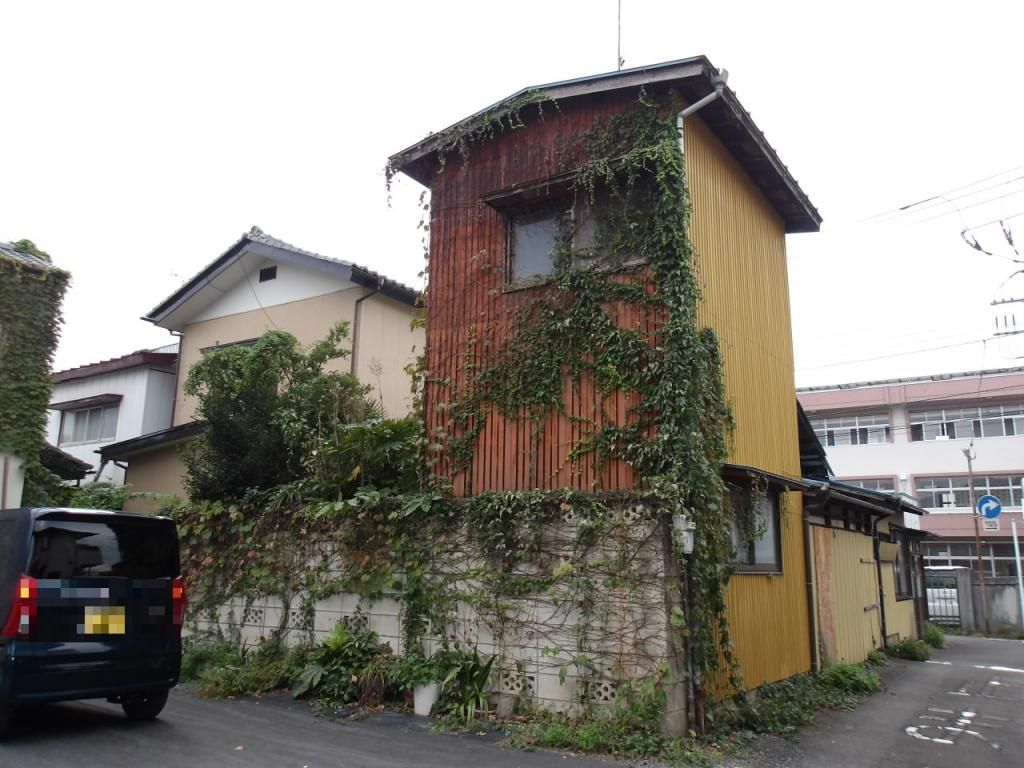 1960 Traditional Machiya House for Sale in Kiryu, Gunma - Akiya Bank - Thumbnail 3