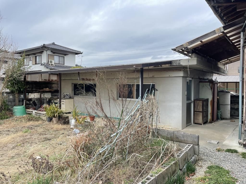 Spacious 5DK Traditional House on 650sqm Land in Fukuchi, Fukuoka - Image 7