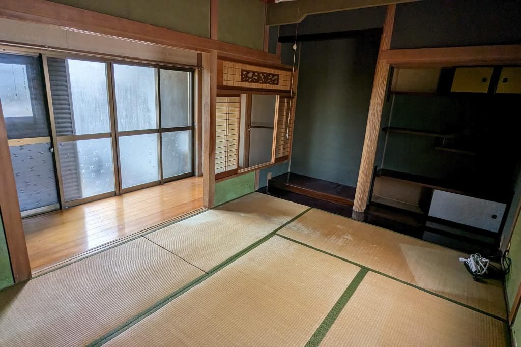 5DK Detached House for Sale in Shikokuchuo City, Ehime - Thumbnail 3
