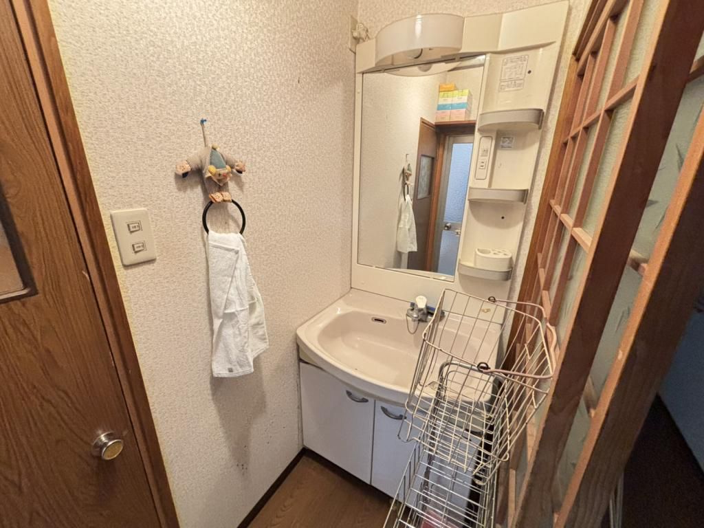 5K House for Sale in Yawatahama, Ehime - 86 sqm - Thumbnail 4