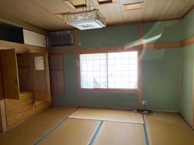 Island Home for Sale in Mihara, Hiroshima with 6 Bedrooms and Land - Thumbnail 4
