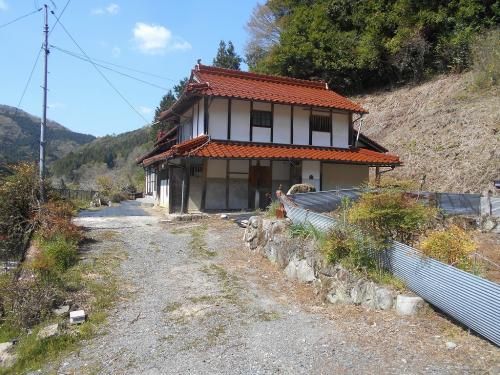Traditional 4DK House with Annex and Land for Sale in Iwakuni - Thumbnail 2