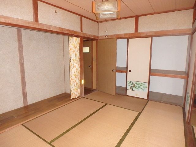 Traditional Kominka House for Sale in Hirao, Yamaguchi - Thumbnail 3