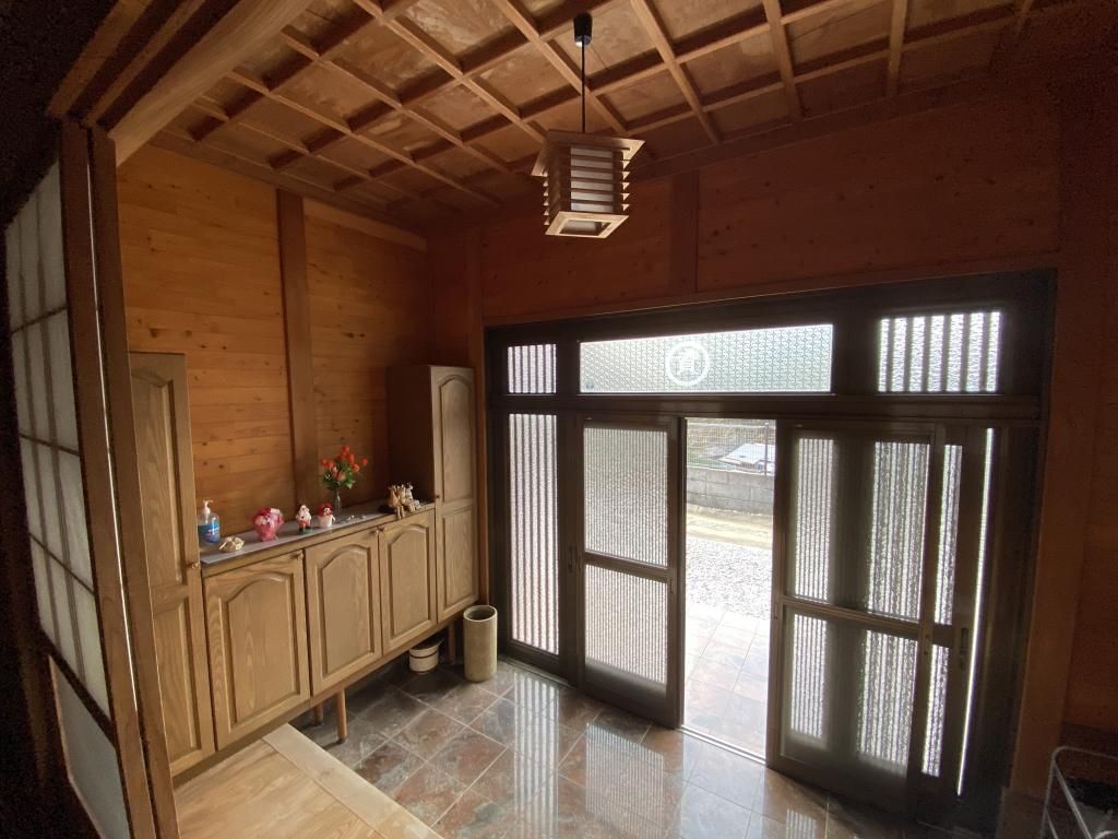 Large 7DK Rental House in Tsushima, Nagasaki - 191 sqm - Thumbnail 2