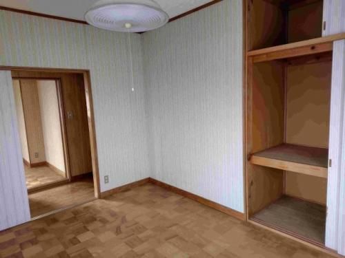 Solid 7DK Carpenter-Built Home in Hachinohe, Aomori - Thumbnail 3