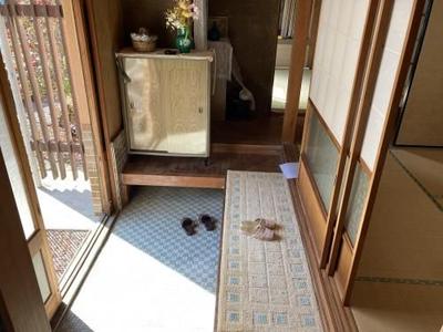 Spacious 6DK Mountain Home in Kamikitayama, Nara - Akiya Bank Property — Front_door, Kamikitayama, Nara