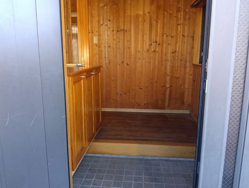 1LDK Wooden House for Sale in Hadano, Kanagawa - Thumbnail 4