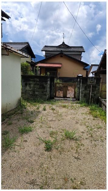 8DK Family Home for Sale in Nakatsugawa, Gifu - Thumbnail 2