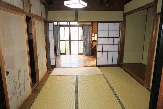 8DK House for Sale in Joetsu, Niigata - 151.53 sqm on 224.71 sqm Land - Thumbnail 2