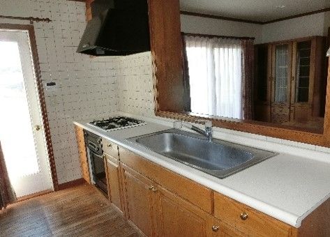 4LDK Imported House with Mount Fuji View in Nirasaki, Yamanashi - Thumbnail 4