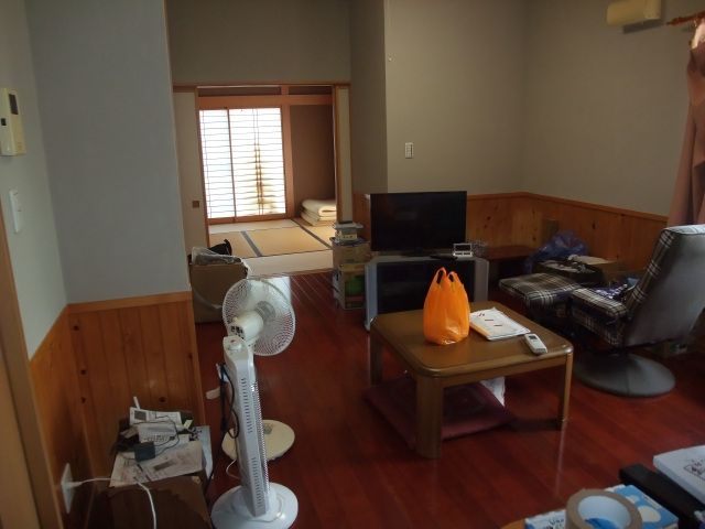 Spacious 4LDK House for Sale in Ojiya City, Niigata - Thumbnail 2