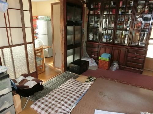 7K Detached House for Sale on Large Corner Lot in Nirasaki, Yamanashi - Thumbnail 3