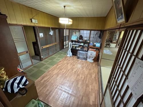 Traditional 4DK House on 811 sqm Land in Nagomi, Kumamoto - Thumbnail 3