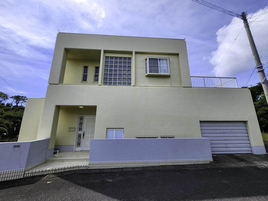 5LDK House for Sale in Makurazaki with Garage and Large Garden - Thumbnail 2
