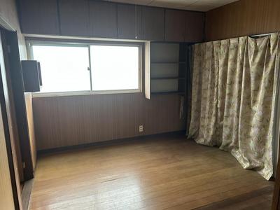 Spacious 7DK House in Takanabe - 6 Min to Station — Image 3, Takanabe, Miyazaki