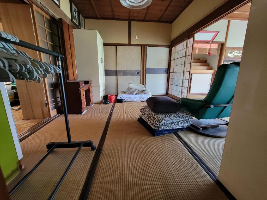 1932 Traditional 8DK House for Sale in Nagi Town, Okayama - Thumbnail 4