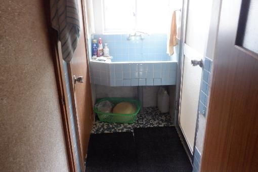 Spacious 8K House for Sale in Minamiise, Mie Prefecture - Thumbnail 3