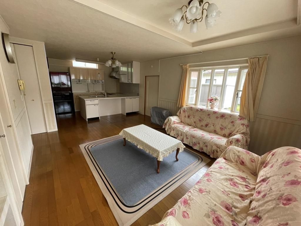 Spacious 2LDK House with Garden in Yamada Town, Iwate - Thumbnail 4