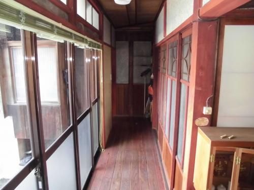Historic 7K House with Workshop for Sale Near Hosorogi Station, Awara - Image 1
