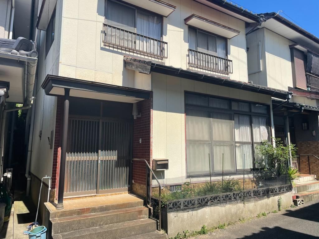 Spacious 5DK House for Sale Near Gonoura Port, Iki Island - Main Image